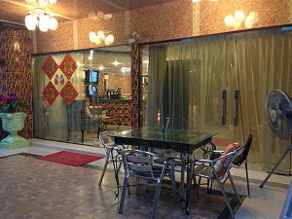 בנגקוק Penang Palace מראה חיצוני תמונה
